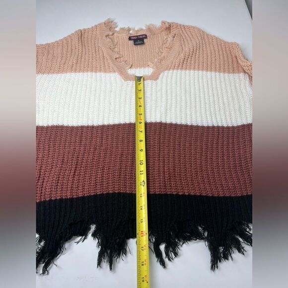 Trendy Treads  Multicolored Striped Distressed Sweater , V Neck Size 2X - Picture 9 of 10